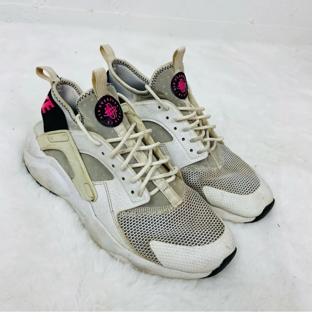 Nike Air Huarache Run Ultra GS in the White Black Pink Blast size 6.5